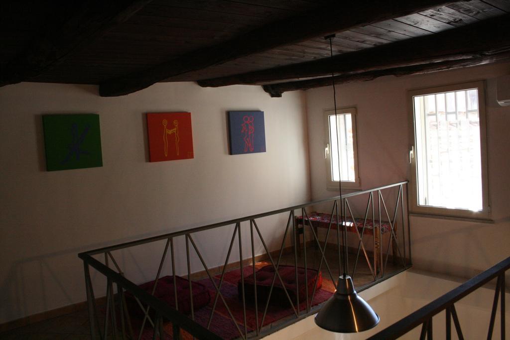 Apartment 25 نابولي الغرفة الصورة